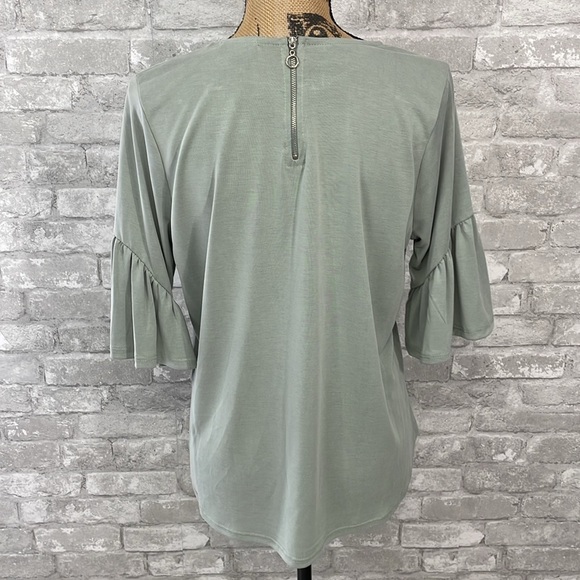 Gyft Sage Green Flutter Sleeve Top - Picture 4 of 7